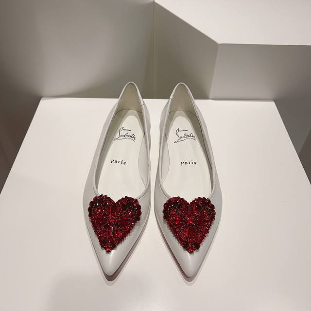 独家 顶级版 原版盒 礼品盒 Christian Louboutin 2023S原版做货重工cl 七夕限定心型宝石高跟鞋 鞋面 Lkate Love 高跟鞋采用