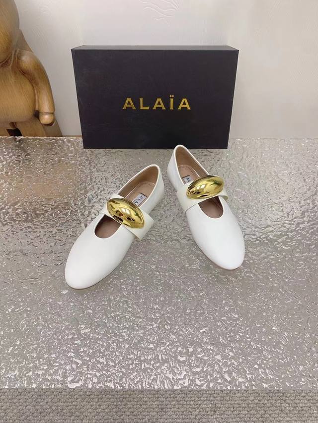 Alaia 阿莱亚24Ss法式仙女芭蕾舞平底跳舞鞋 Azzedine Alaia 法国一线奢侈品牌 时尚界最后的手艺人 面料 全粒面牛皮 内里 进口羊皮里 大底