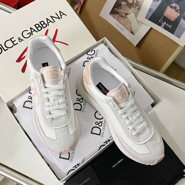 顶级版本 Dolce&Gabbana杜嘉班纳 D&G最新款 休闲 运动鞋 老爹鞋 跑鞋 原版购入开发 做货 这款运动鞋 采用科技透气尼龙材质 透气柔软 超轻回弹