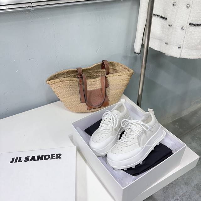 高品质出厂 小众潮牌jilsander 吉尔桑达 24春夏新款松糕厚底休闲鞋最新最火爆单品上脚真的绝绝的 四季都可搭配 真心大爱 王炸开挂系列独家原版一比一开发