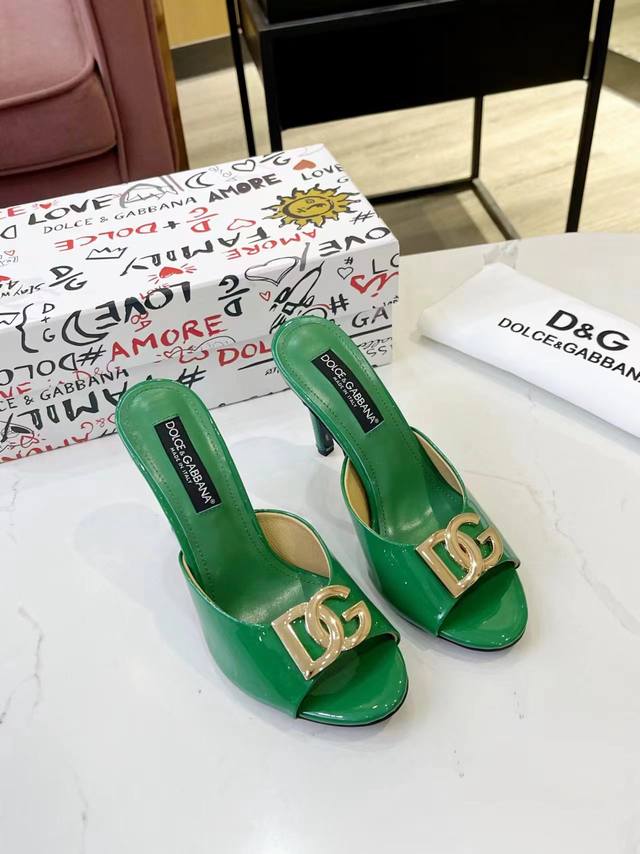 Dolce&Gabbana杜家新款 九色可选 码数35-42 出厂价 真皮底