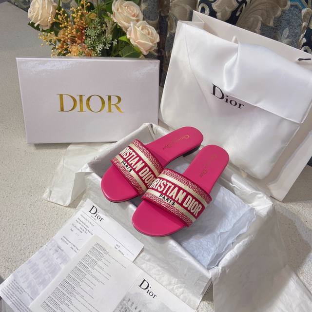 粗跟80 Dior 迪奥经典一字拖鞋 刺绣字母凉拖 跟高 平底 粗跟4.5Cm 码数 34-42