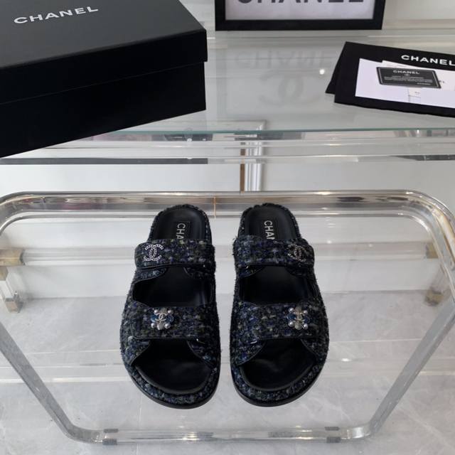 Chanel新款沙滩凉鞋 顶级版本 绝非市场单层真皮大底 仙女出行必备单品 进口原版材料鞋面 羊皮垫脚 原版全层真皮大底 Size:35-40