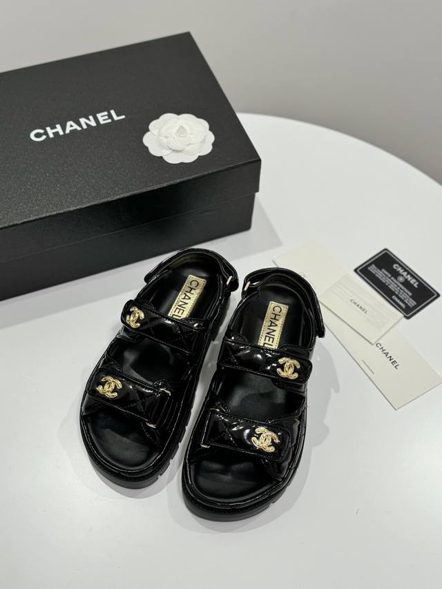 Chanel 24新款魔术贴系列 发泡大底版本 高版本 鞋面牛皮 内里羊皮 Size:35-40