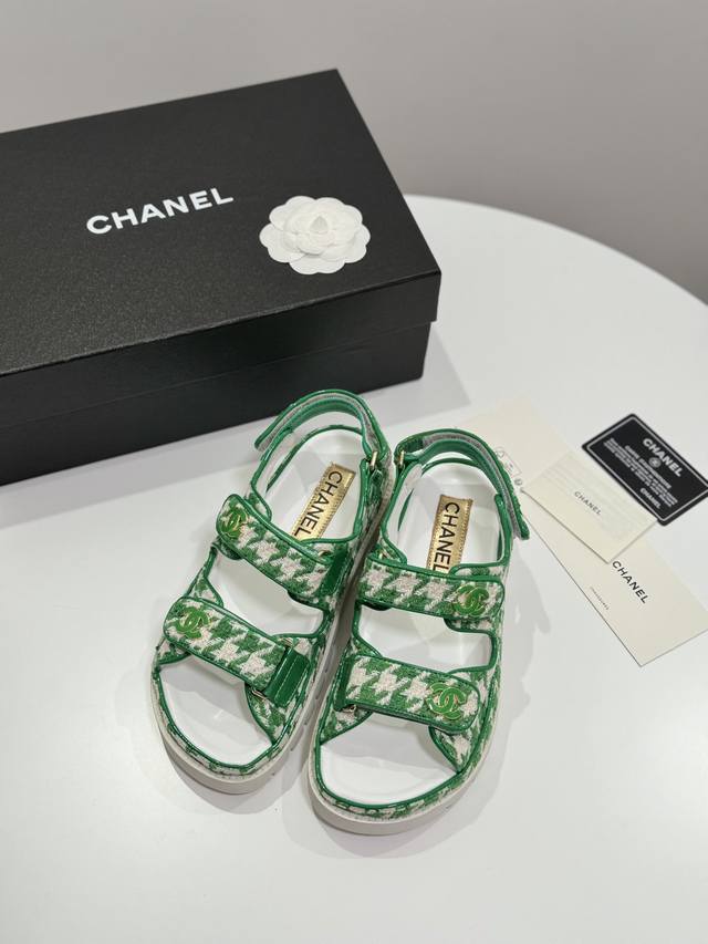 Chanel 24新款魔术贴系列 发泡大底版本 高版本 鞋面牛皮 内里羊皮 Size:35-40