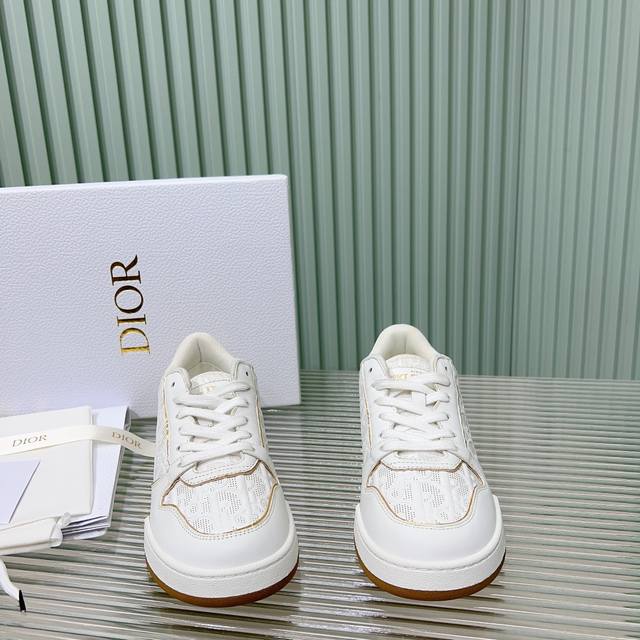 Dior 迪奥2023新款one系列 小白鞋 休闲 运动鞋 板鞋 原版购入开发 做货 本季新款 Dior One 运动鞋时尚现代 彰显 Dior 的精湛工艺 采