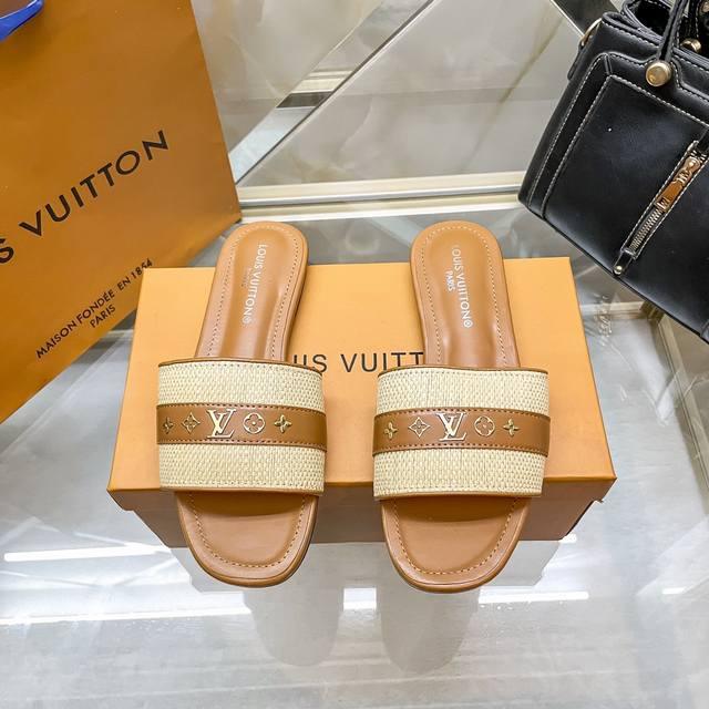 橙子出厂价 Louis Vuitton 路易威登 Lv平底拖鞋 外穿沙滩一字凉拖 码数 35-42