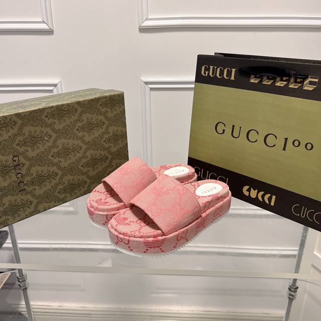 橙子出厂价 Gucci 古驰 三叶草阿迪联名限定款 防水台厚底拖鞋 凉拖 情侣款 跟高 4.5Cm 码数 35-45