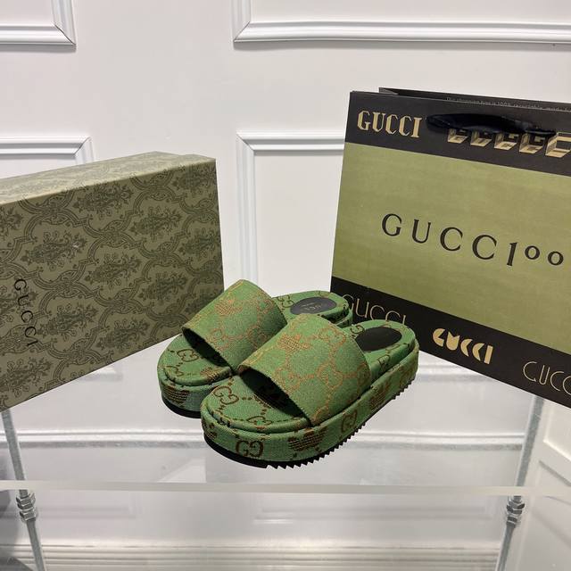 橙子出厂价 Gucci 古驰 三叶草阿迪联名限定款 防水台厚底拖鞋 凉拖 情侣款 跟高 4.5Cm 码数 35-45