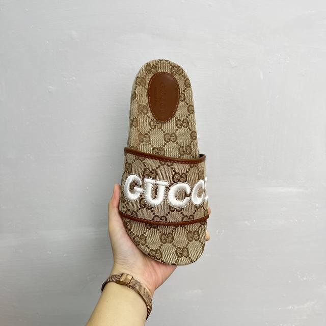 橙子出厂价 Gucci 古驰2024新品 刺绣字母平底拖鞋 情侣款 男女同款 码数 35-44