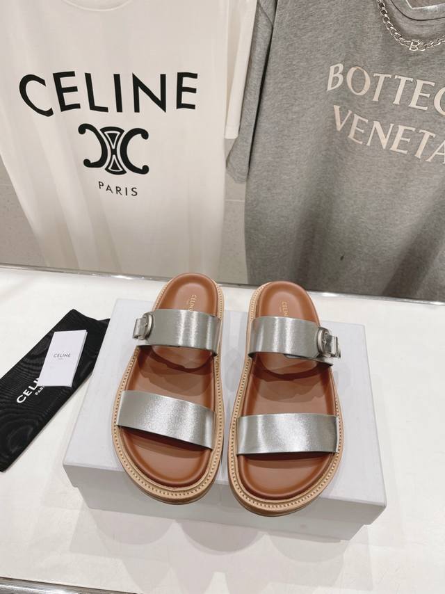 高版本出厂 Celine-赛琳代购级别 思琳春夏新品凯旋门复古罗马凉鞋拖鞋 进出专柜无压力 重工版 拒绝一眼假low货 原版楦型 调试n次 这款上脚绝对vint