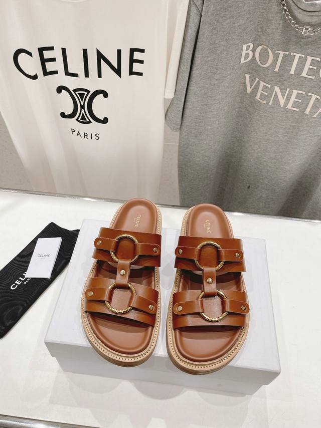 高版本出厂 Celine-赛琳代购级别 思琳春夏新品凯旋门复古罗马凉鞋拖鞋 进出专柜无压力 重工版 拒绝一眼假low货 原版楦型 调试n次 这款上脚绝对vint