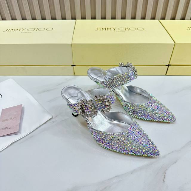 出厂 Jimmy Choo 吉米周 是一个非常全面之尊贵时尚生活品牌 香港,美国等大时尚博主及明星的同款表带女士高跟 中跟 平跟后空凉鞋系列 澳大利亚尖头 圆头