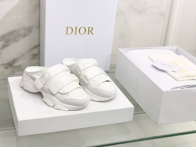 高版本 Dior 2022最新休闲d-Wander运动鞋半拖 砖柜一鞋难求 Go原版拆卸完美复刻 各种模具开模 版型超级正 鞋面对原版科技面料迷彩 比皮还贵 质