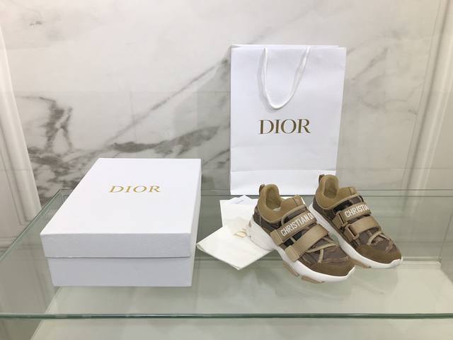 高版本 Dior 2021最新休闲d-Wander运动鞋 砖柜一鞋难求 Go原版拆卸完美复刻 各种模具开模 版型超级正 鞋面对原版科技面料迷彩 比皮还贵 质感超