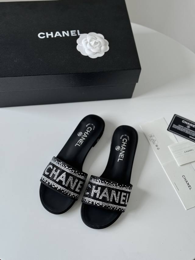 Chanel24P早春系列烫钻拖鞋 新款抢先发售 原版烫钻工艺 内里店里羊皮 真皮大底 Size:35-39