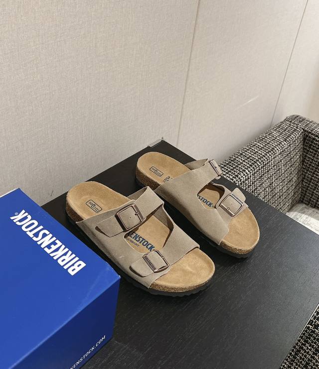 出厂 Birkenstock博肯德国窄版arizona博肯夏季软木软底一字凉拖 拖鞋 Bk博肯鞋 家喻户晓 每个时尚博主都爱的单品 非常好搭配 一年可以穿三季的