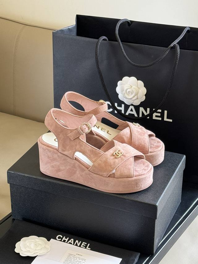 顶级品质 Chanel Ss24 New Arrival 小香经典坡跟凉鞋经典色+24春夏配色 原版36 1 拆卸copy 附 正品比对图组 大货开箱视频 小羊