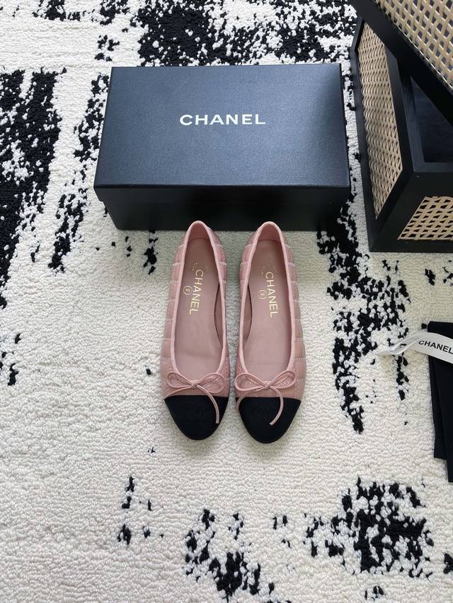 P电绣版面 其他 Chanel 新色芭蕾舞鞋 原版1:1复刻 经典中的经典 无论搭配裤装还是裙装都是完美 小圆头的设计很好的修饰脚型 小仙女们必备 跟高 Cm