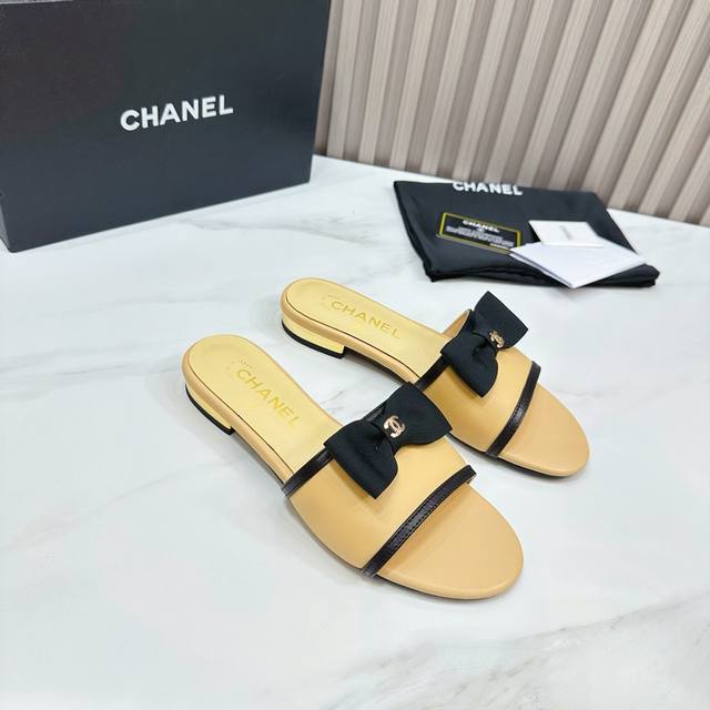 出厂 Chanel 2024春季凉鞋 单鞋最新款 欧洲代购&香奶奶家新款时尚最新版面 散发持久魅力的小香靴鞋 原版开发支持市场任意对比所谓线条流畅自然 做到恢复