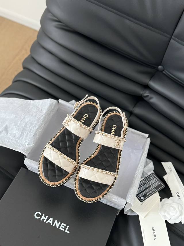 Chanel 24S春夏新款全系列链条凉鞋 全系列首发 专柜有的我都有 高版本高品质 跟高 鞋面牛皮 内里羊皮 真皮大底 Size:35-39 其他码数定
