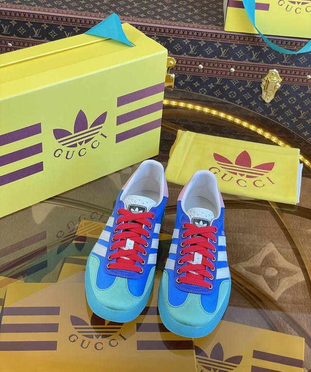 出厂价 Gucci Adida S古驰三叶草 联名款 意大利2022时装周走秀款 德训鞋休闲鞋 独家首发#正确拼接联名鞋盒 内附鞋带 同步专柜#Gucci Ad