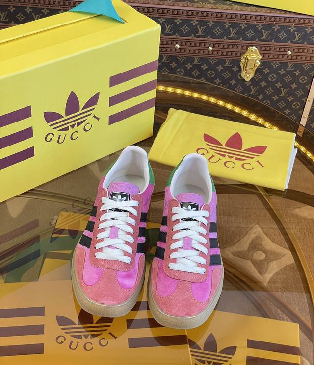 出厂价 Gucci Adida S古驰三叶草 联名款 意大利2022时装周走秀款 德训鞋休闲鞋 独家首发#正确拼接联名鞋盒 内附鞋带 同步专柜#Gucci Ad