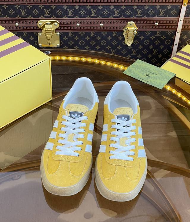 出厂价 Gucci Adida S古驰三叶草 联名款 意大利2023时装周走秀款 德训鞋休闲鞋 独家首发#正确拼接联名鞋盒 内附鞋带 同步专柜#Gucci Ad