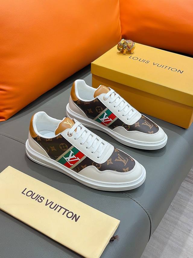 商品名称：Louis Vuitton 路易 威登 正规码数: 38-44 休闲鞋 商品材料：精选 进口牛皮鞋面，柔软羊皮内里；原厂大底。