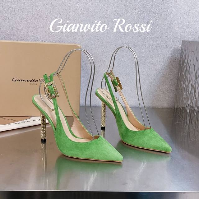 厂批 吉安维托 罗西 Gianvito Rossi Eiko Stiletto，轻松移动。这款 Gianvito Rossi 小高跟绑带凉靴 秉承了其传统意大利