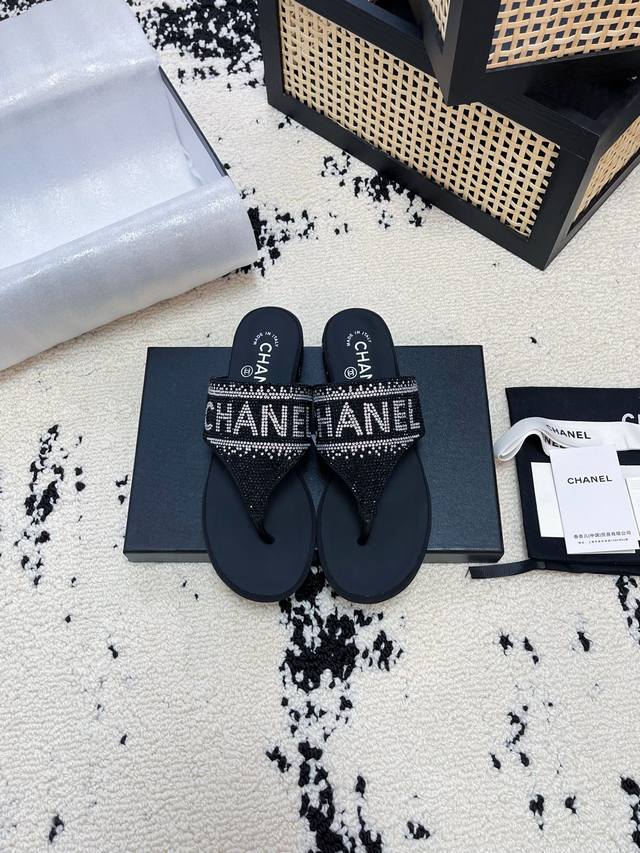 Chanel24P早春系列烫钻拖鞋 新款抢先发售 原版烫钻工艺 内里垫脚羊皮 真皮大底 Size:35-39