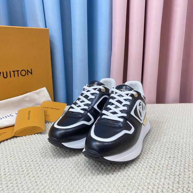 顶级版本 专柜同步飞机盒包装 Louis Vuitton Ss24 New Arrival～Lv New Runaway 运动鞋 原版￥P9090 购入，拆卸c