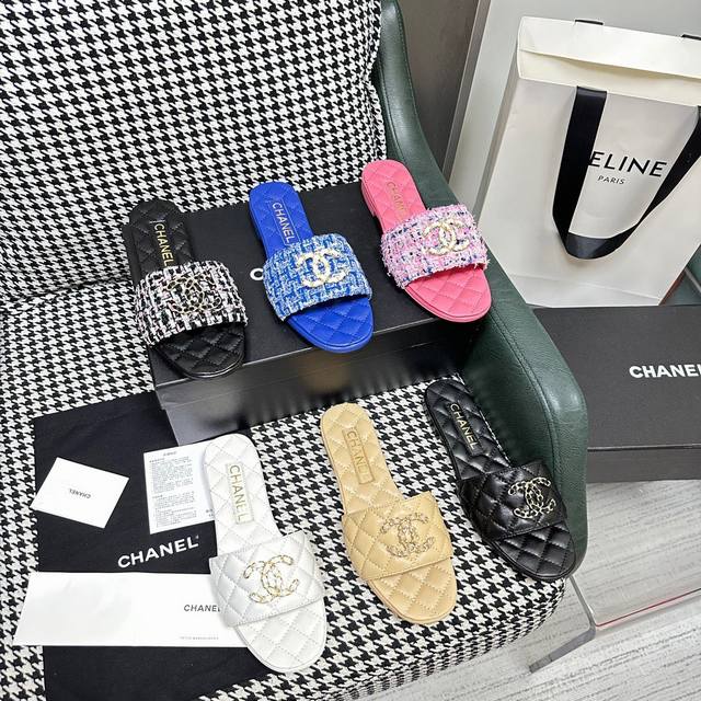 Chanel 24Ss小香花朵拖鞋 顶级专柜品质 每年必入的经典款之一！最新出蝴蝶结钻扣搭配设计 更加彰显和品味～所有材质都根据原版定制！购入正品开发。万能百搭