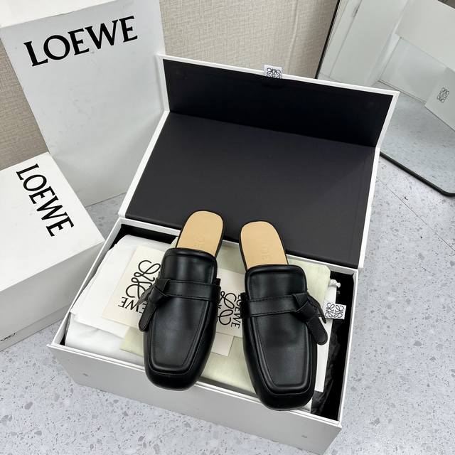 P 罗意威loewe 火爆新款 蝴蝶结穆勒拖鞋，独特的打结设计，马鞍包和穆勒鞋的设计完美组合 配合整体原版楦型，时尚而个性好穿 颜色超赞 面料：进口牛皮 内里：